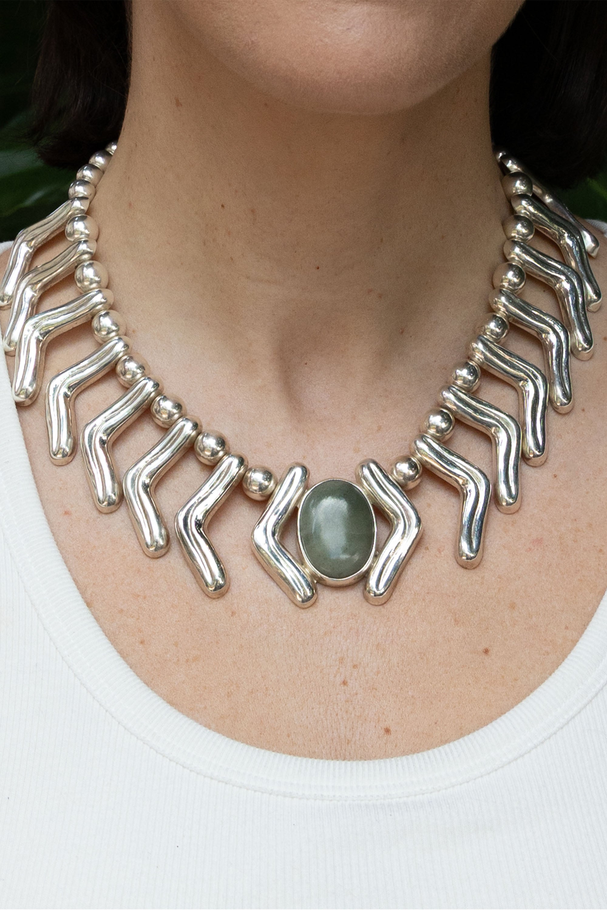 Lilly lengua Necklace